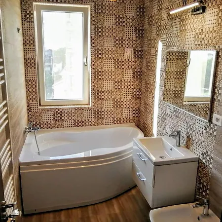 Apartament Hanul Piratilor * Navodari
