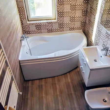 Apartament Hanul Piratilor * Navodari
