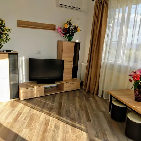 Apartament Hanul Piratilor * Navodari